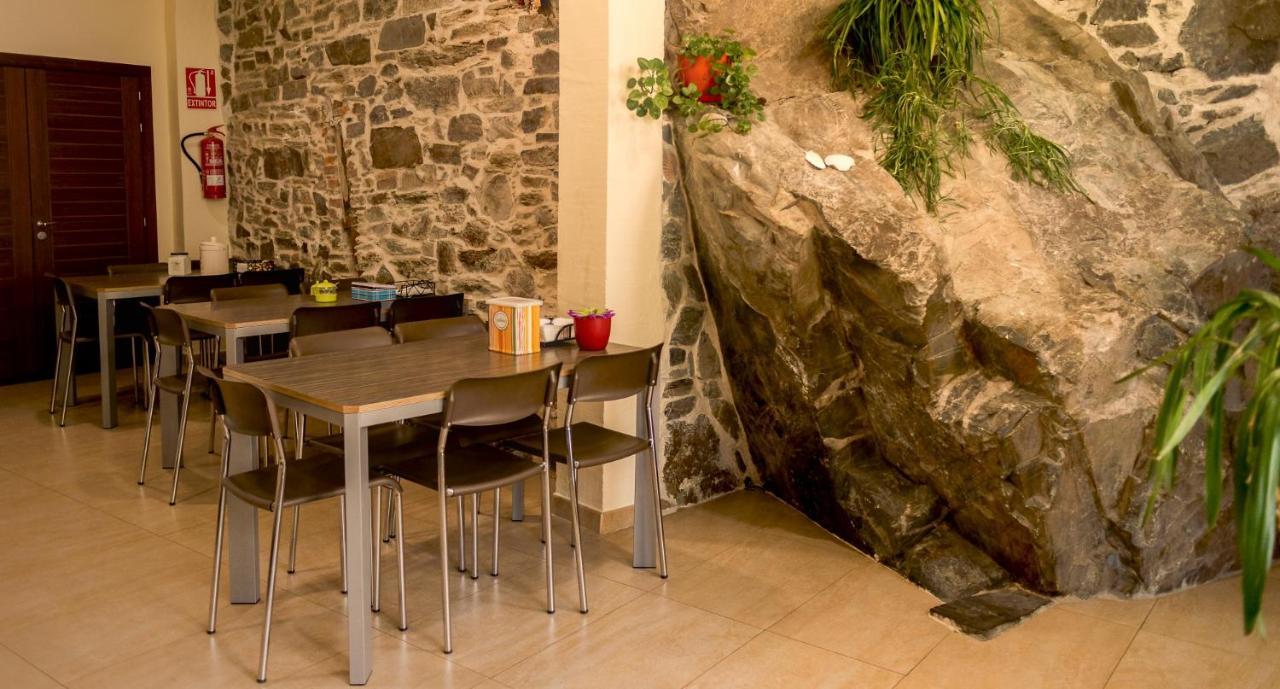 Albergue De La Piedra Villafranca Del Bierzo Exteriör bild